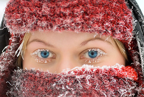 Protect Your Eyes This Winter: Expert Tips to Prevent Dryness and Discomfort